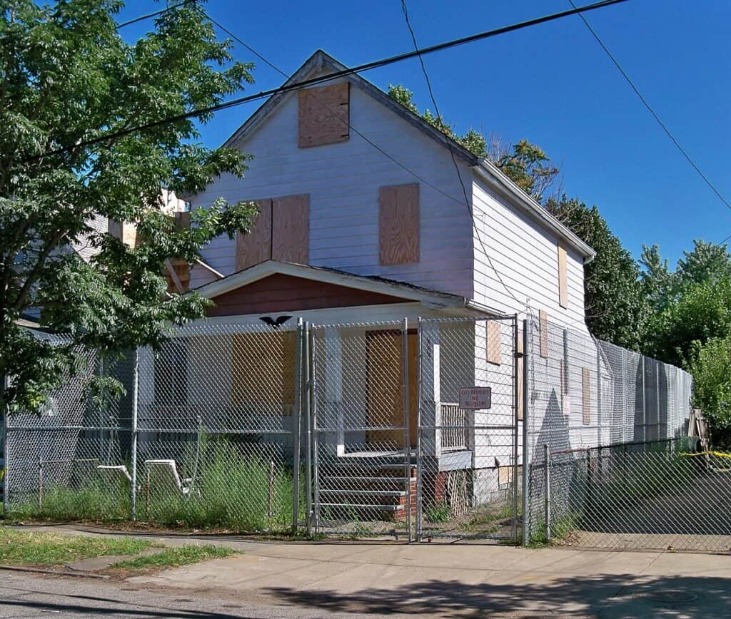 Ariel Castro's home at 2207 Seymour Avenue in Cleveland Ohio. Amanda Berry, Gine DeJesus, and Michelle Knight were held in this house.