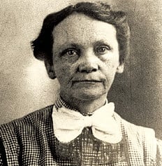 Amy Archer-Gilligan, photographed around 1901