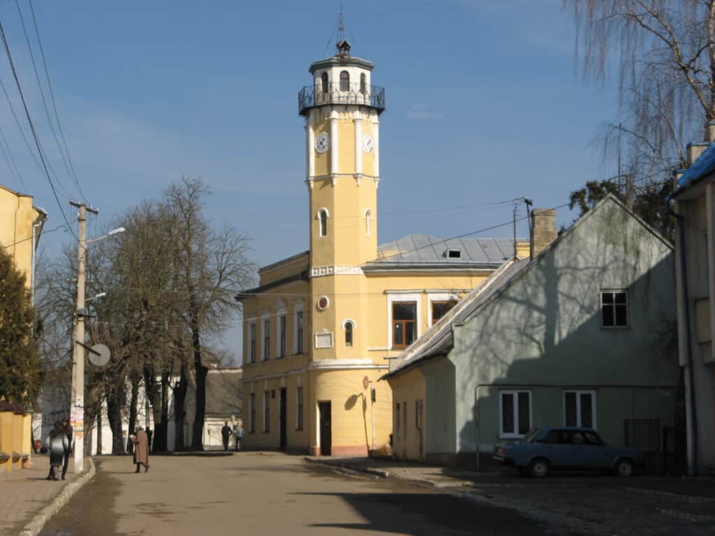 The town hall in Yavoriv, Lviv oblast, 2011. Onoprienko was arrested in Yavoriv on April 14, 1996. Town view only.