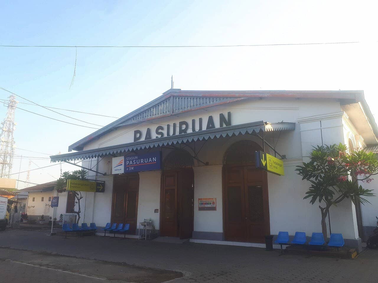 Pasuruan railway station