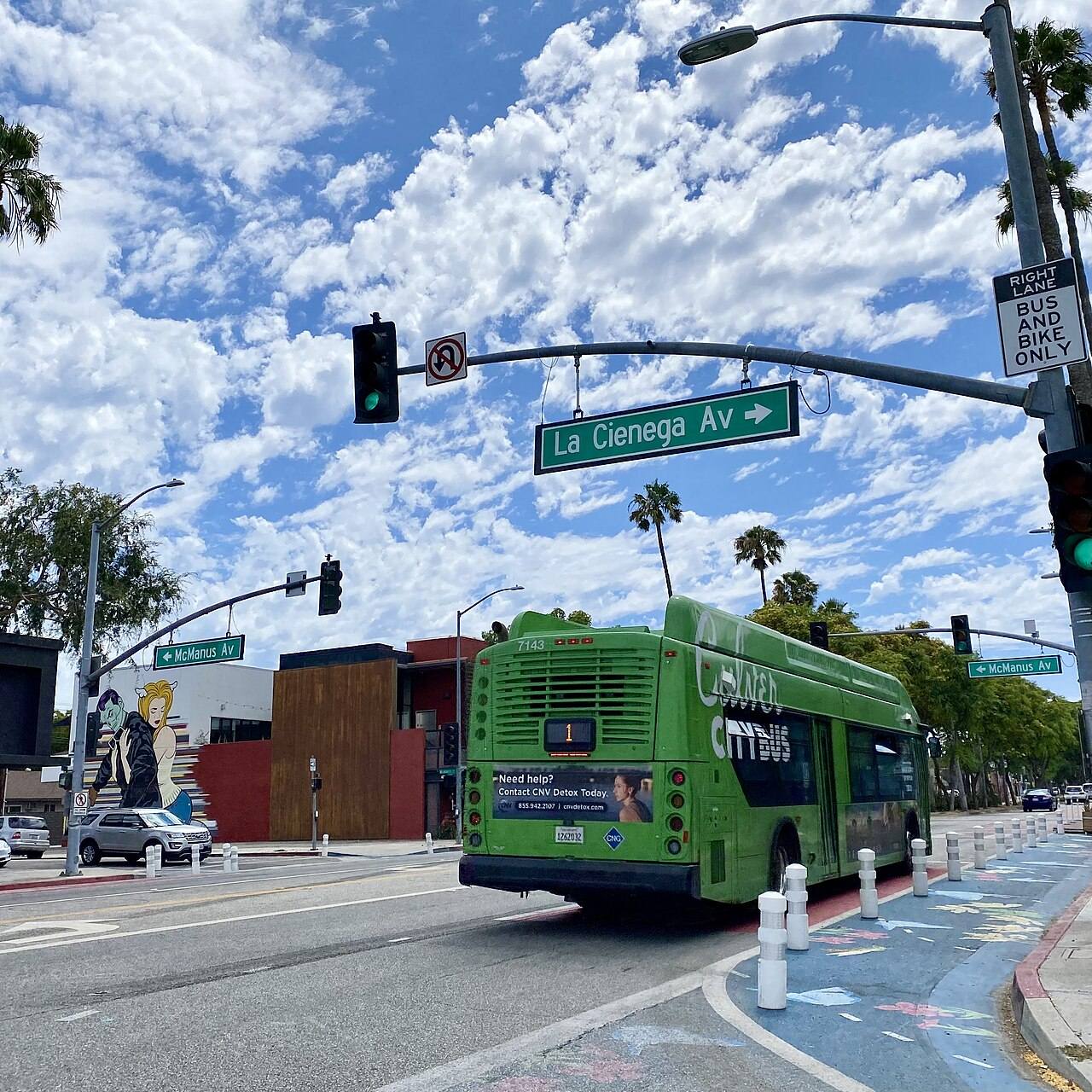 A Culver CityBus on Washington Boulevard