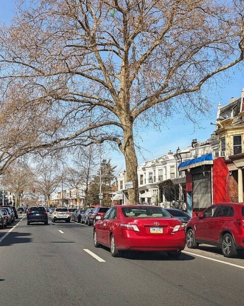 Walnut Street approaching 53rd Street in West Philadelphia