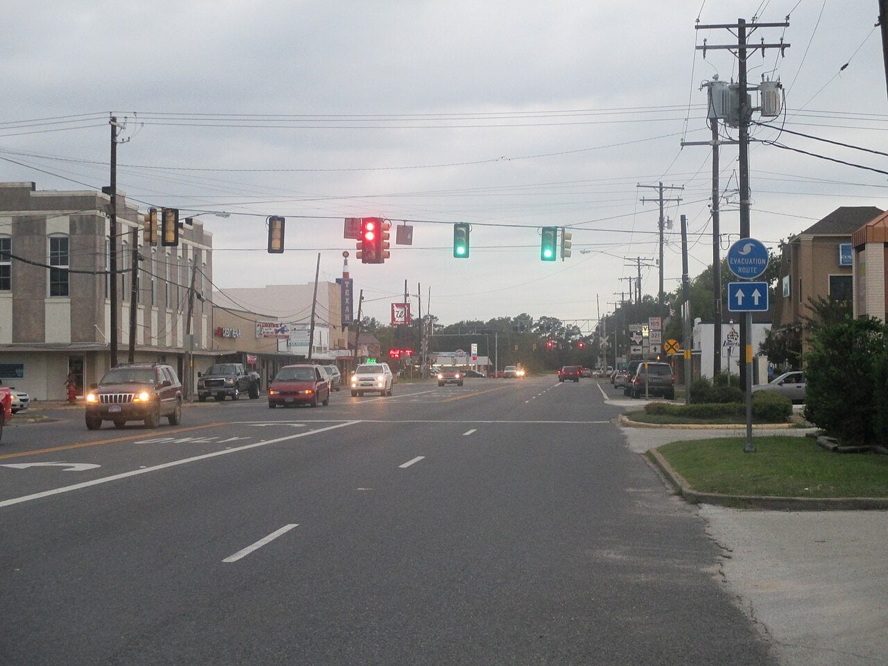 Downtown Cleveland, Texas