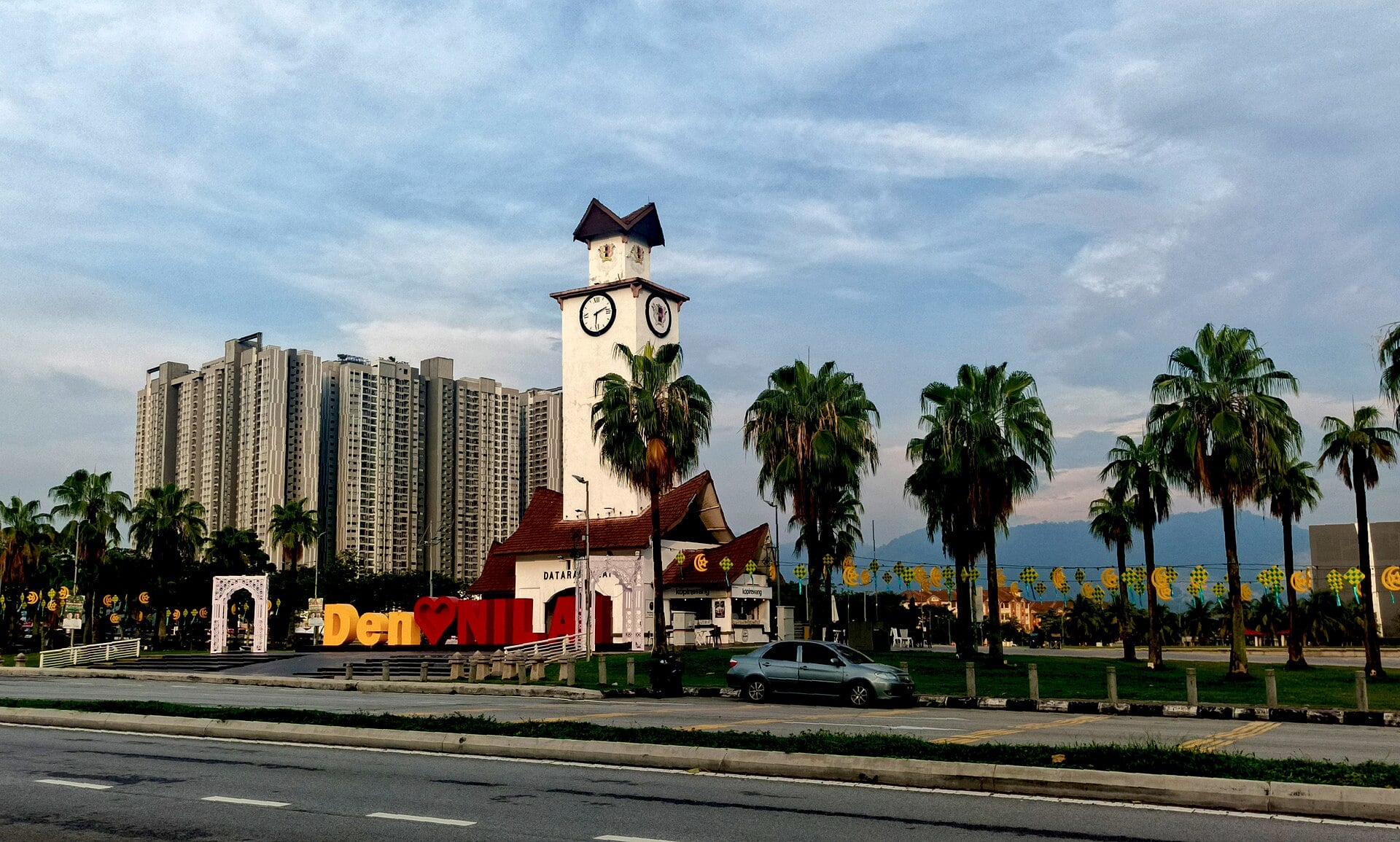 Clock tower at Nilai Square