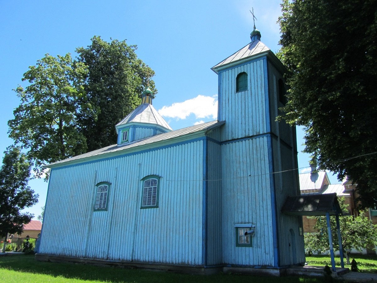 Wooden Church of the Resurrection in Olgomel